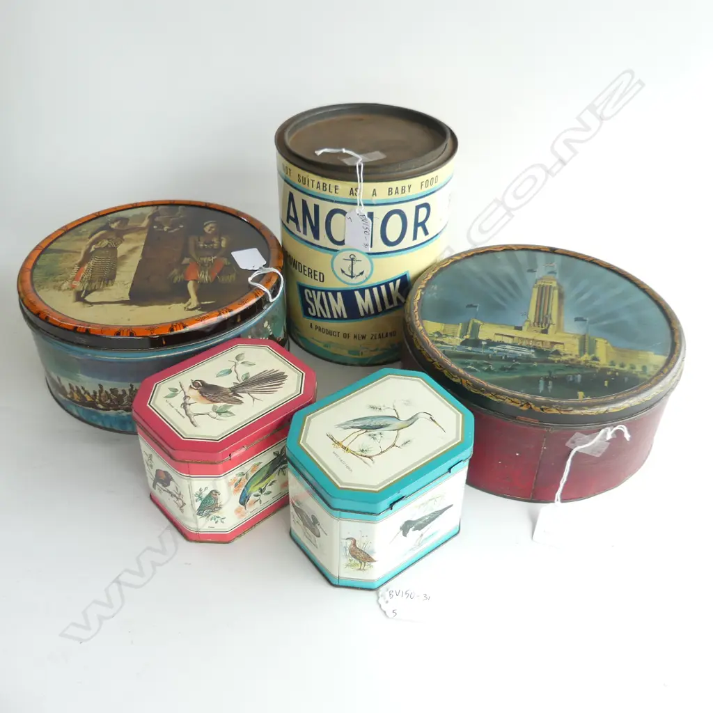 (60) 5 NZ RELATED TINS,ANCHOR, WELLINGTON EXHIBITION 1940, MAORI WAKA AND NZ BIRDS Image 1++