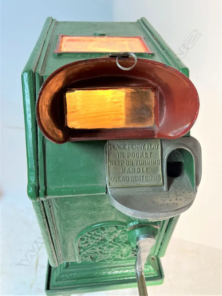 OLD CAST IRON ARCADE PENNY IN THE SLOT MUTOSCOPE VIEWER H.1450mm Image 1++