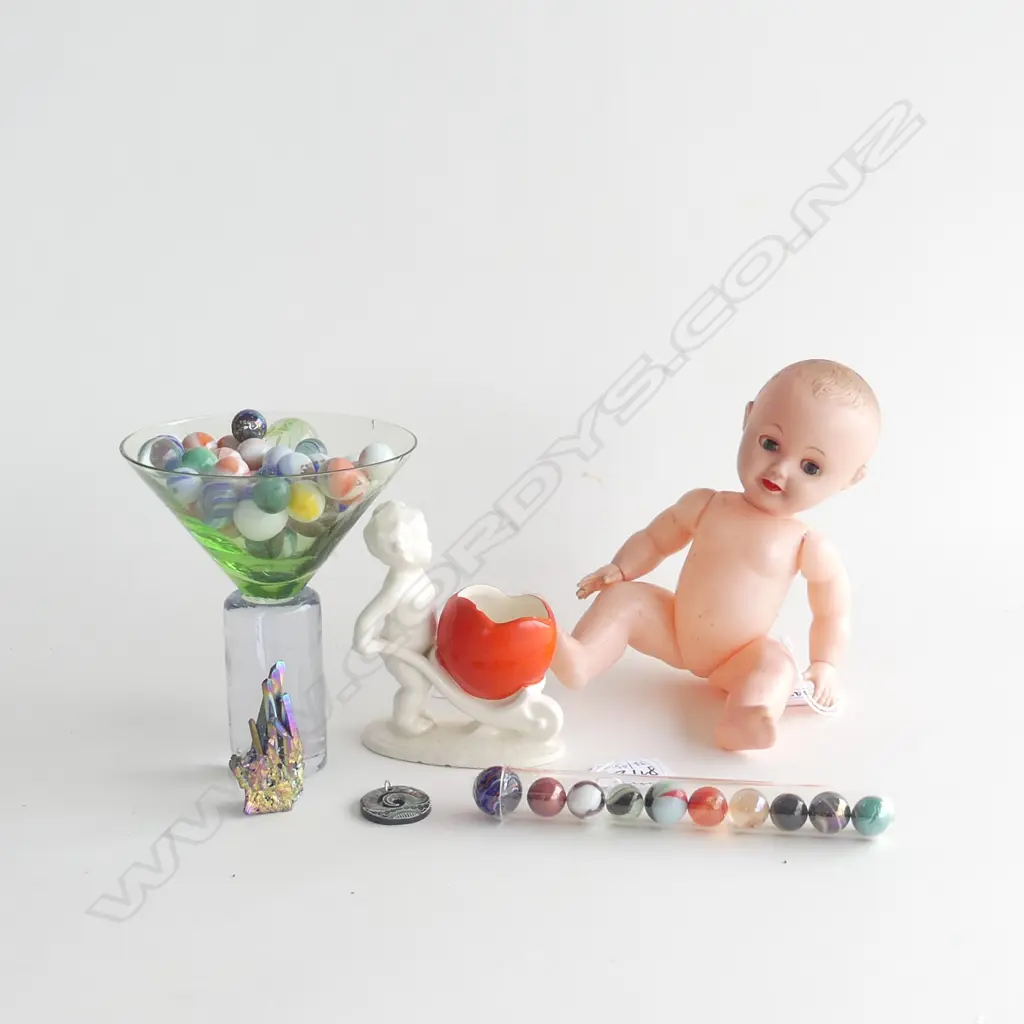 (85) PLASTIC DOLL CHINA CUPID & 2 GLASS PCS WITH MARBLES Image 1++