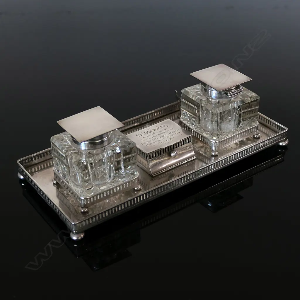 1902 Silver Birmingham Hallmarked  Inkstand Compendium, by Sanders & Mackenzie (Ernest Wilfred Sanders & Henry Arthur Mackenzie) Image 1++