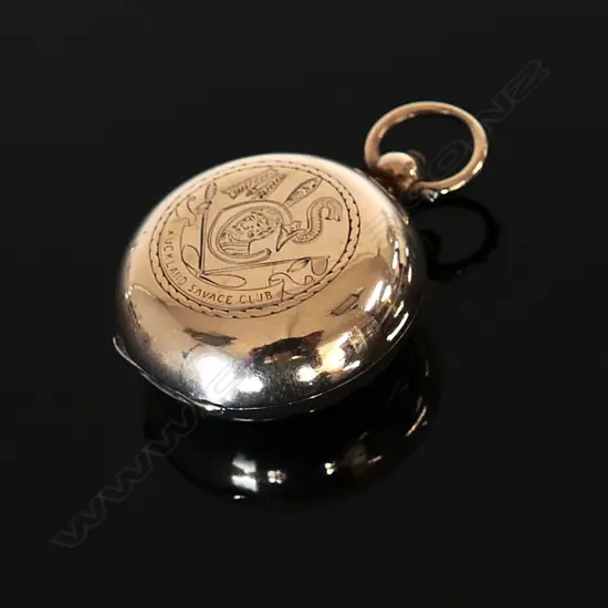 9ct Gold Sovereign Case with "Auckland Savage Club" engraving