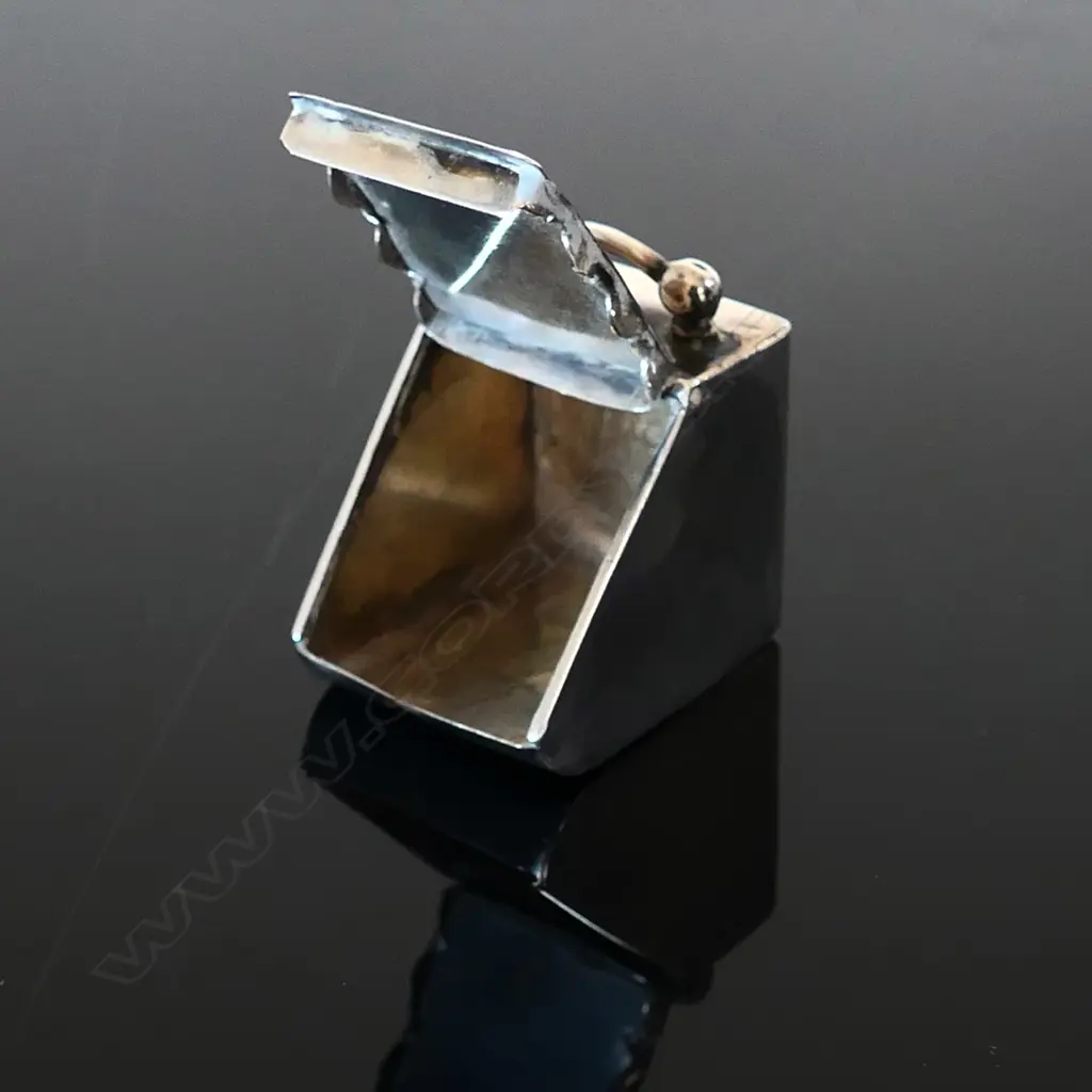 Silver Coal Scuttle, complete with insert in lid for postage stamp Image 1++