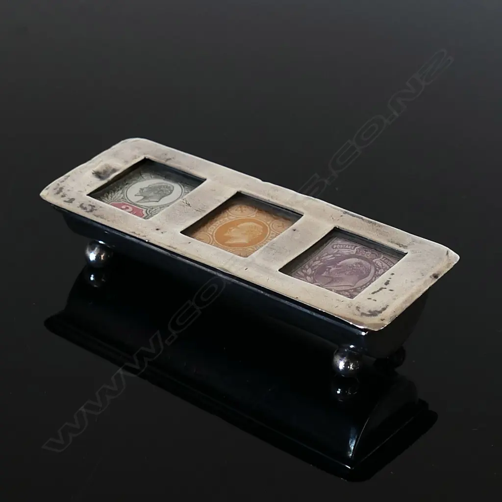 1902 Hallmarked Silver three compartment box by William Henry Sparrow Image 1++