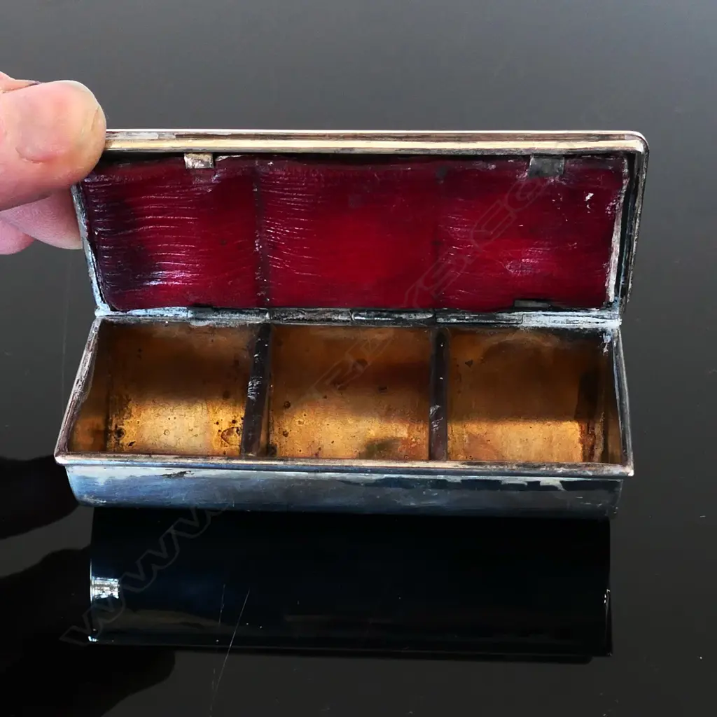 Chester 1904 Hallmarked  Silver three compartment box and glass reservoir moistener combined, by King & Sons Image 1++