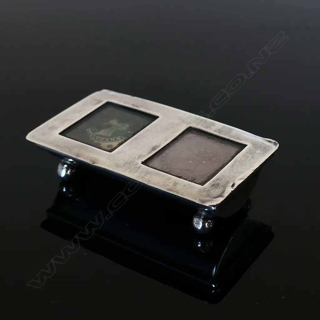 Birmingham 1900 Hallmarked Silver two compartment box by CS &FS Saunders and Shepherd Image 1++