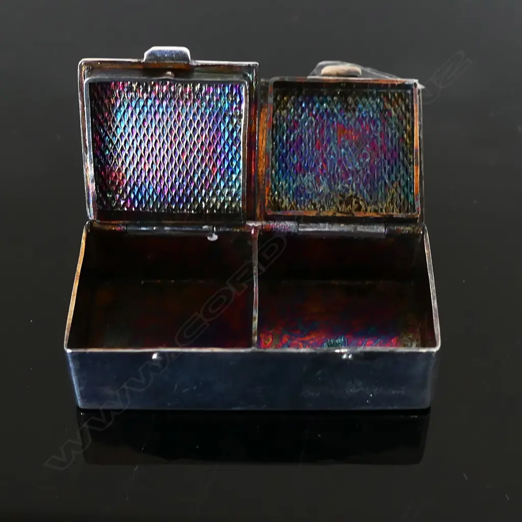 .925 Silver two compartment box with machined engraved separate hinged tops Image 1++