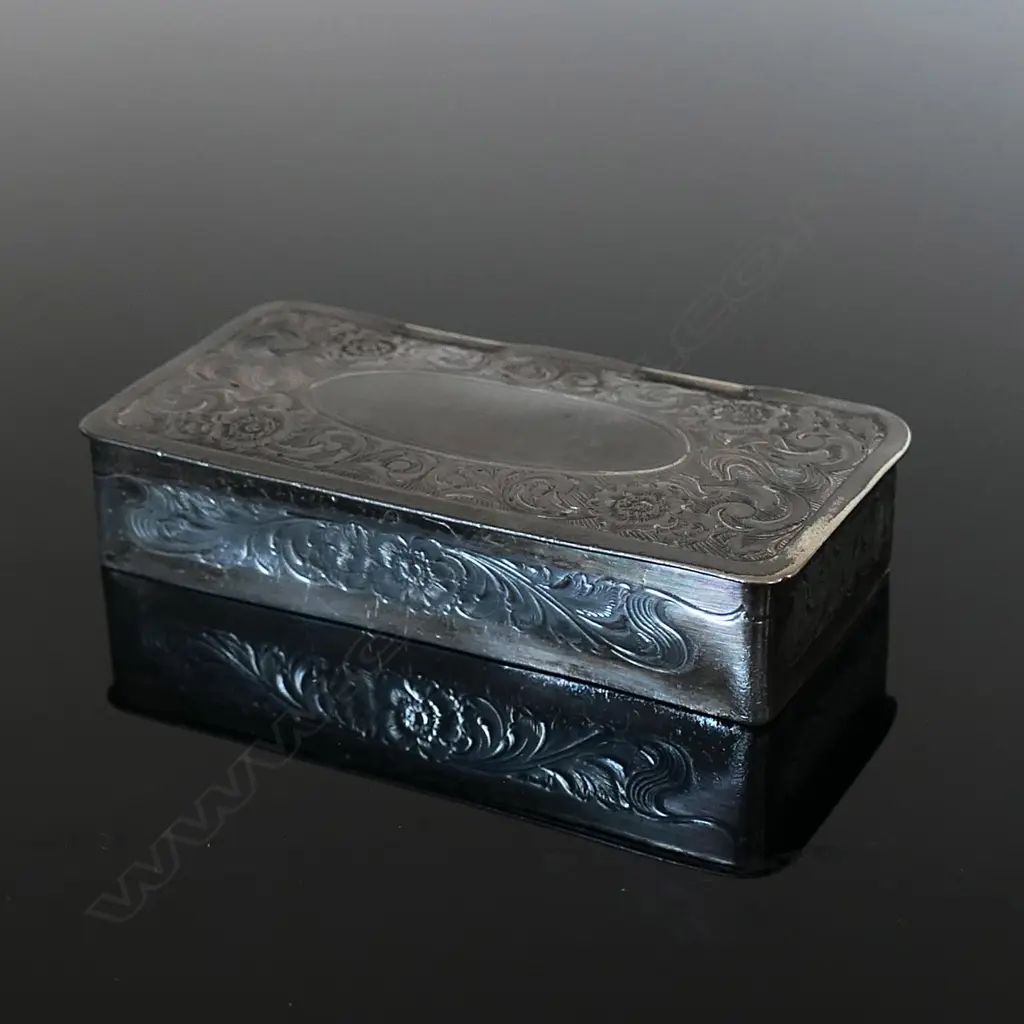 American Quadruple Silver Plate, three compartment stamp box, Image 1++