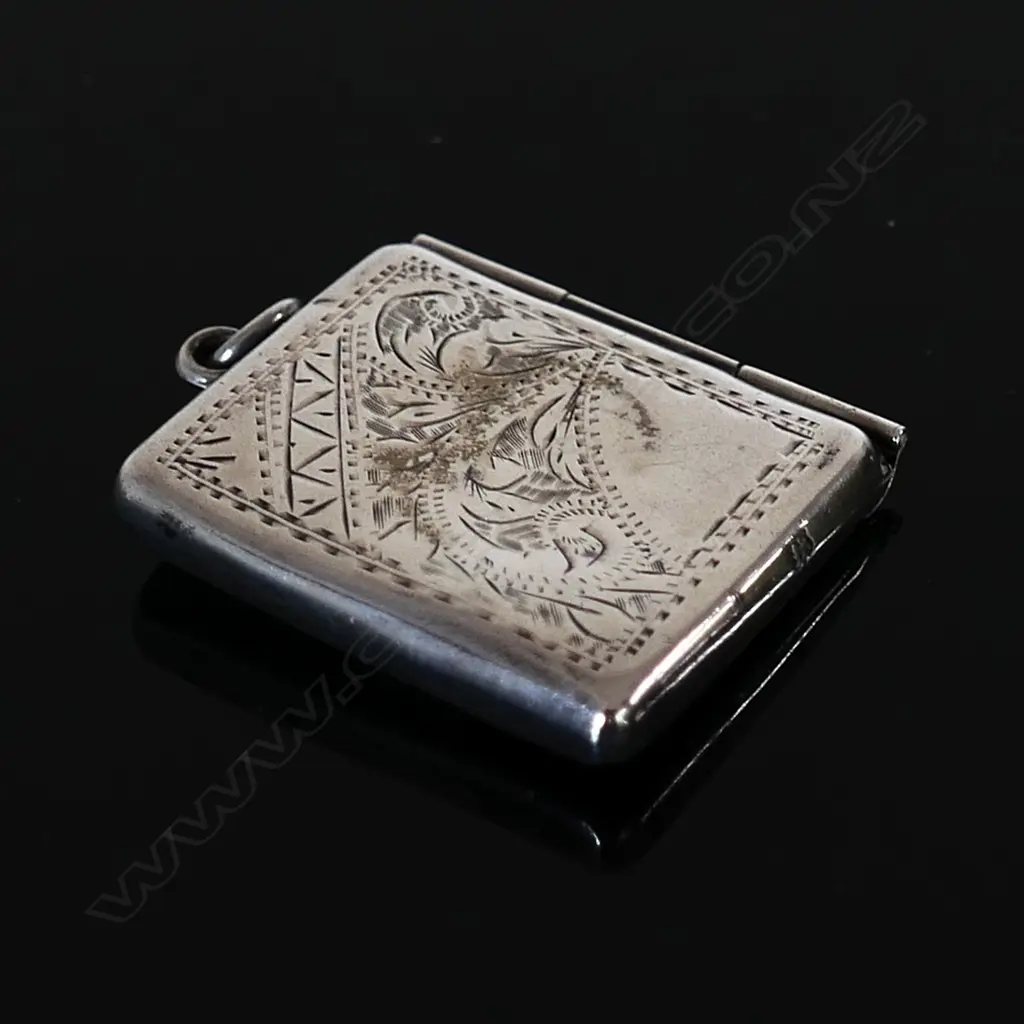 1903 Chester Hallmarked Silver Single Compartment Stamp Envelope. Image 1++