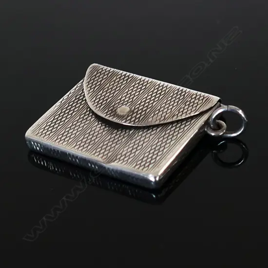 Silver Single Compartment Stamp Envelope, machine engraved,