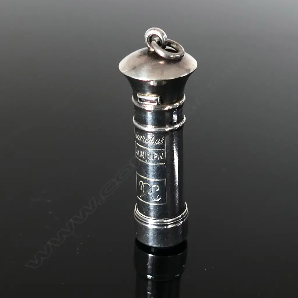 Unmarked Silver Seal in the shape of a Victorian Pillar Box Image 1++
