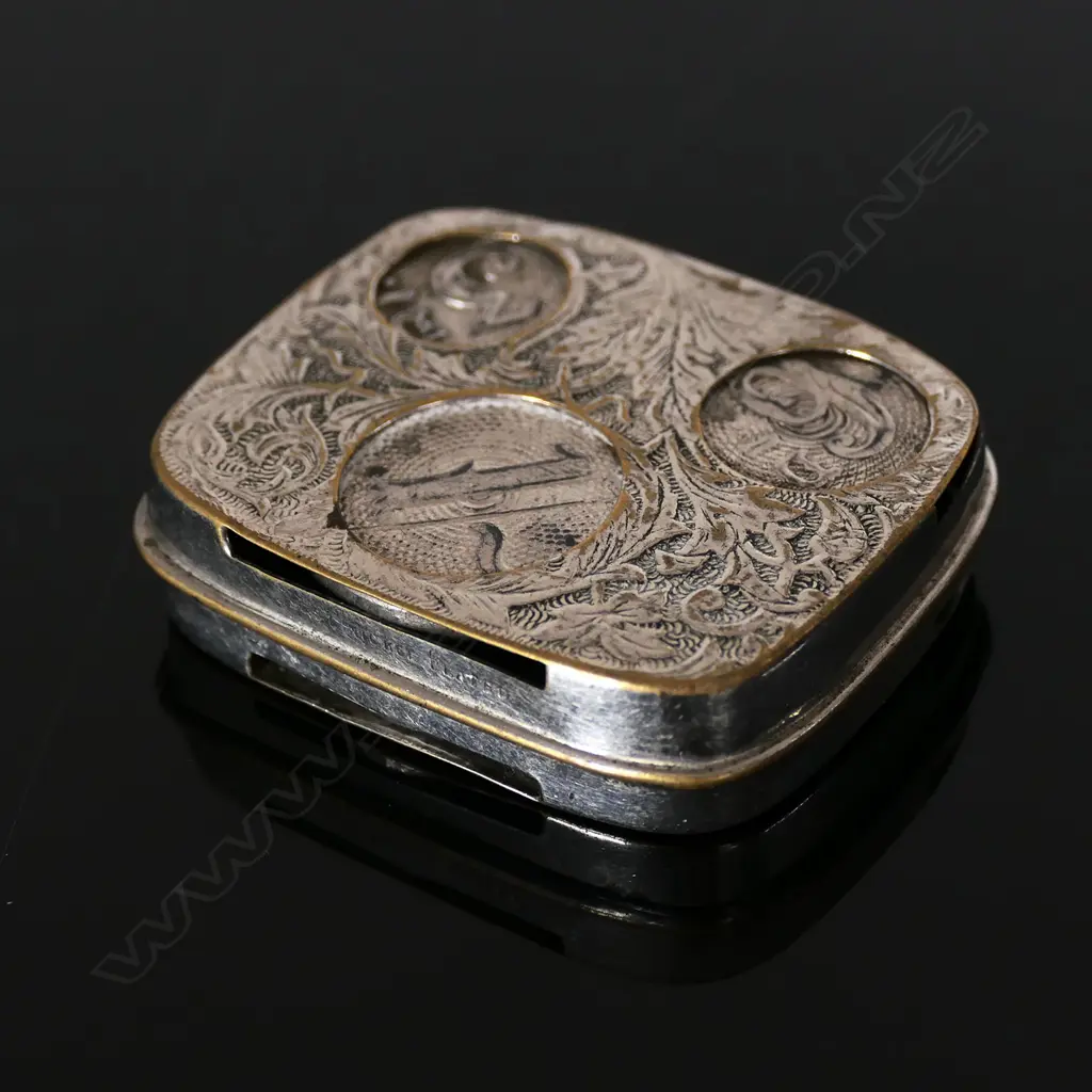Antique Plated Coin and Sovereign Holder, Image 1++