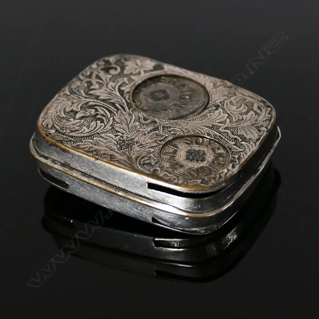 Antique Plated Coin and Sovereign Holder, Image 1++