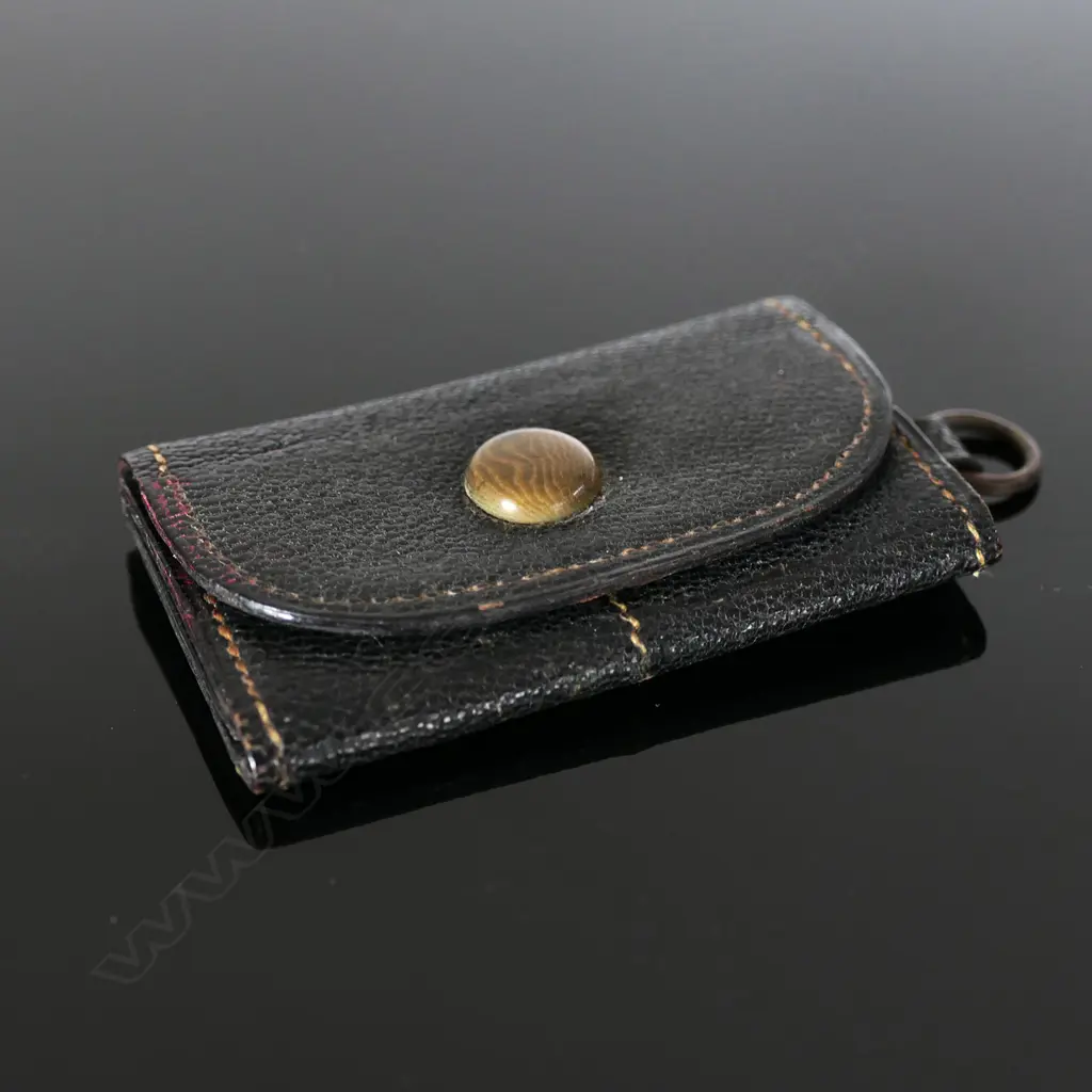 Dark Brown Leather Stamp Purse, Image 1++