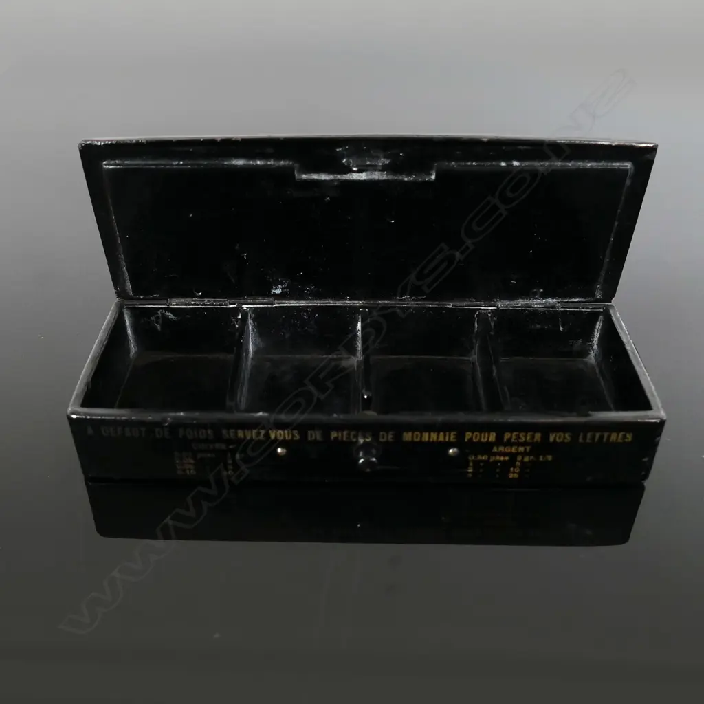 Papier-Mâché French Four Postage Stamp Compartments Stamp Box, Image 1++