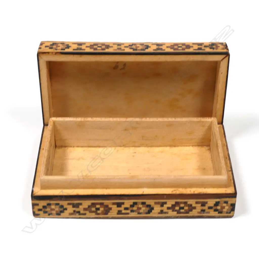Tunbridge Ware Single Compartment Postage Stamp Box, Image 1++