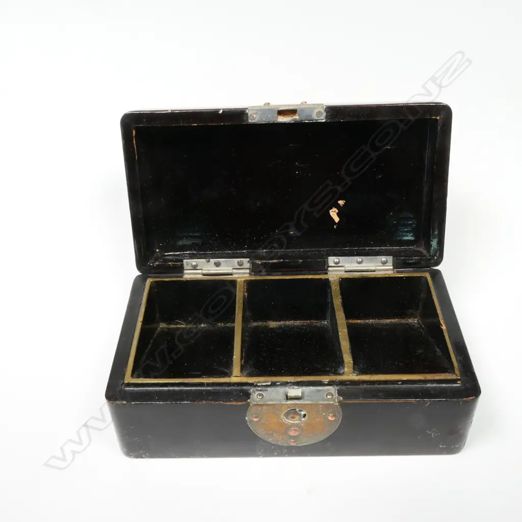 Wooden Triple Stamp Box, in the shape of an old trunk hinged top, Image 1++