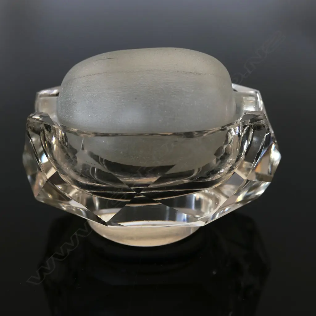 Vintage Victorian Cut Glass Stamp Damper, Image 1++