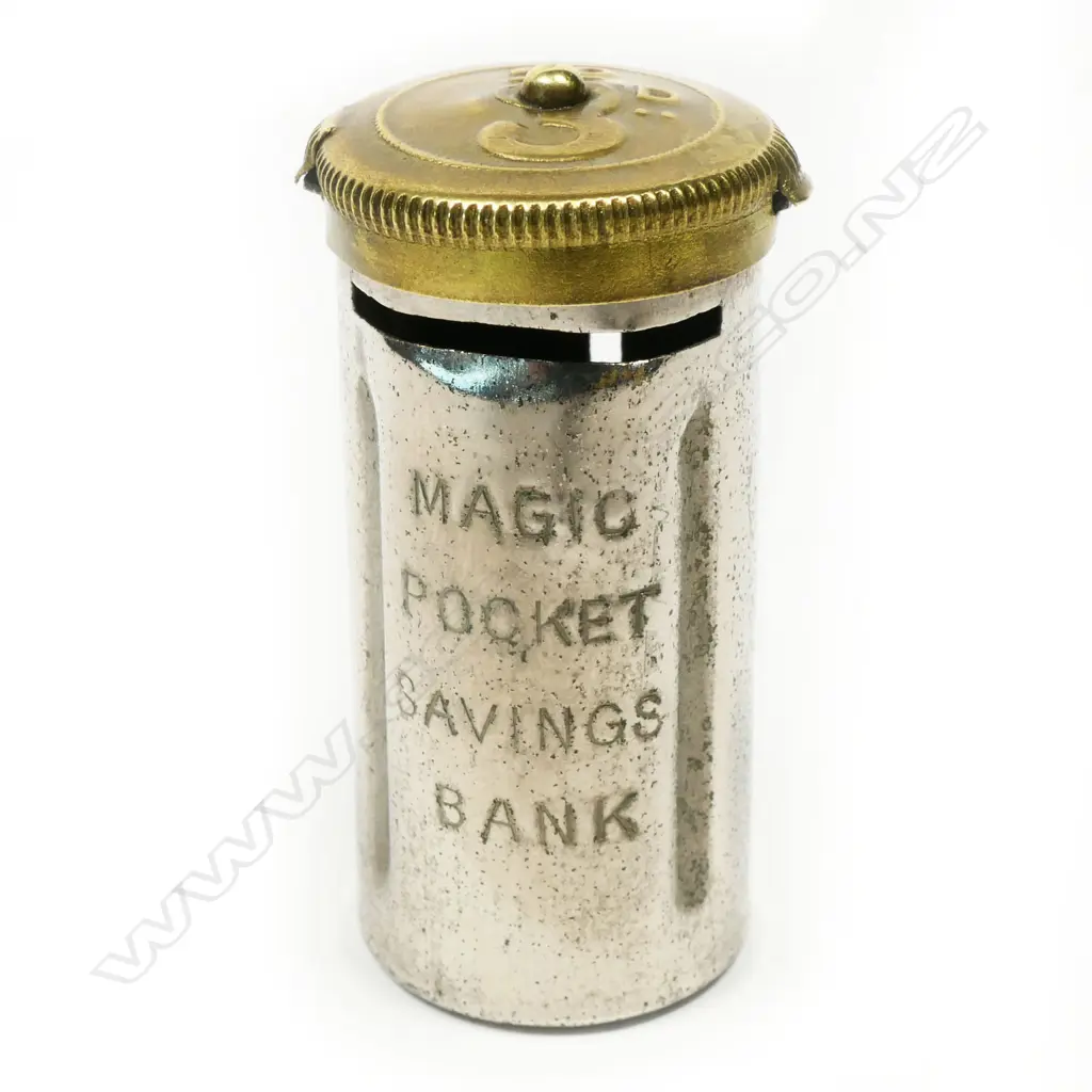 Magic Pocket Savings Bank. 40x3d Image 1++