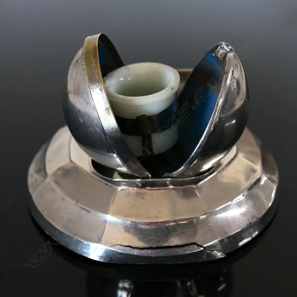 Novelty Chrome Ink and Pen Desk Stand. Image 1++