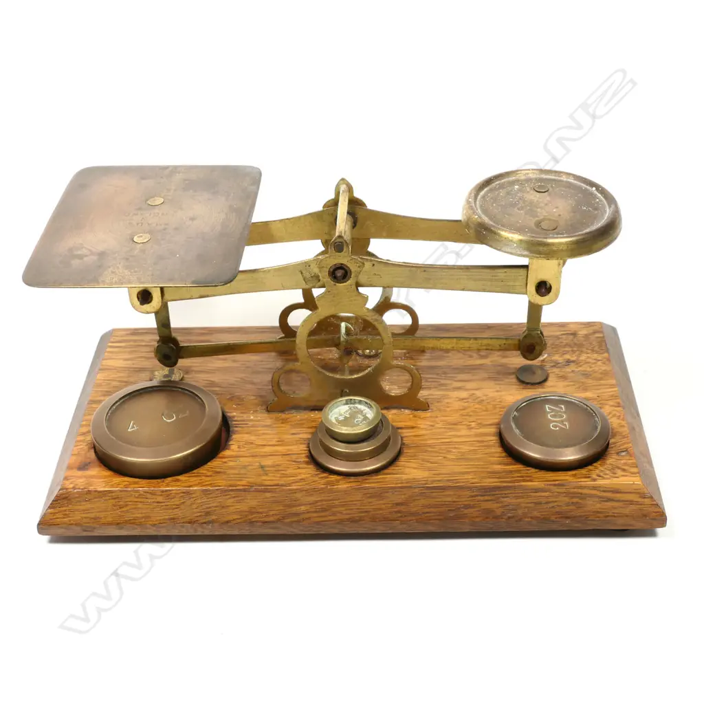 A Brass ‘Roberval Letter Scale, Image 1++