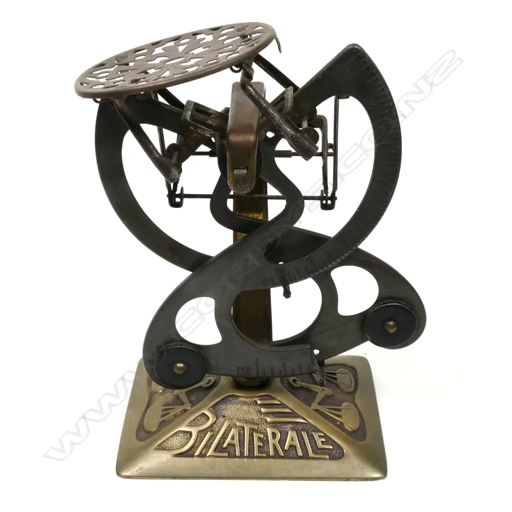 German Brass and Bronze Columbus “Bilateral” Letter scale, Image 1++