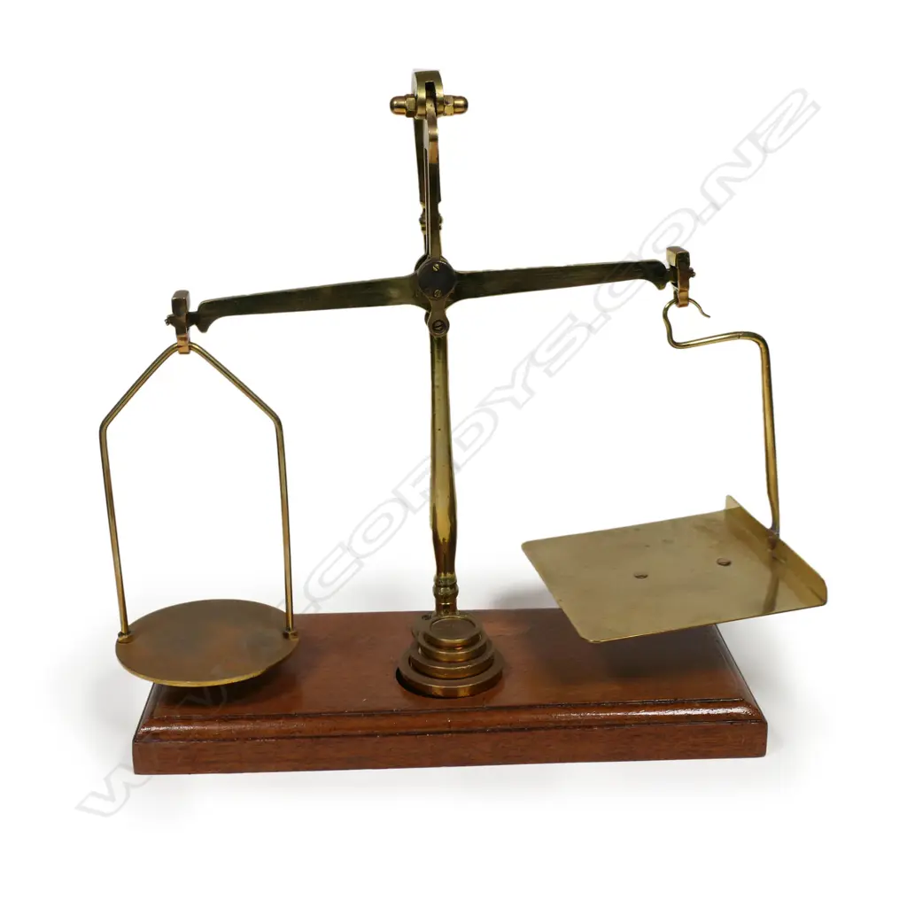 Brass Equal Arm Letter Scale, Image 1++
