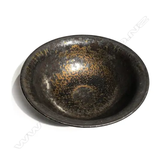 Graeme Storm stoneware bowl
