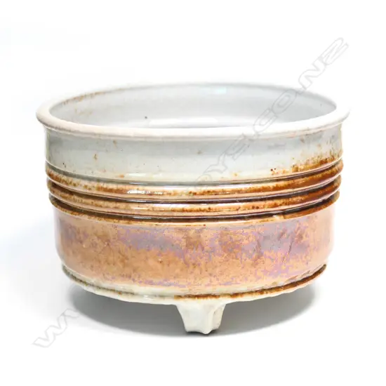 Graeme Storm stoneware jardinière/bowl