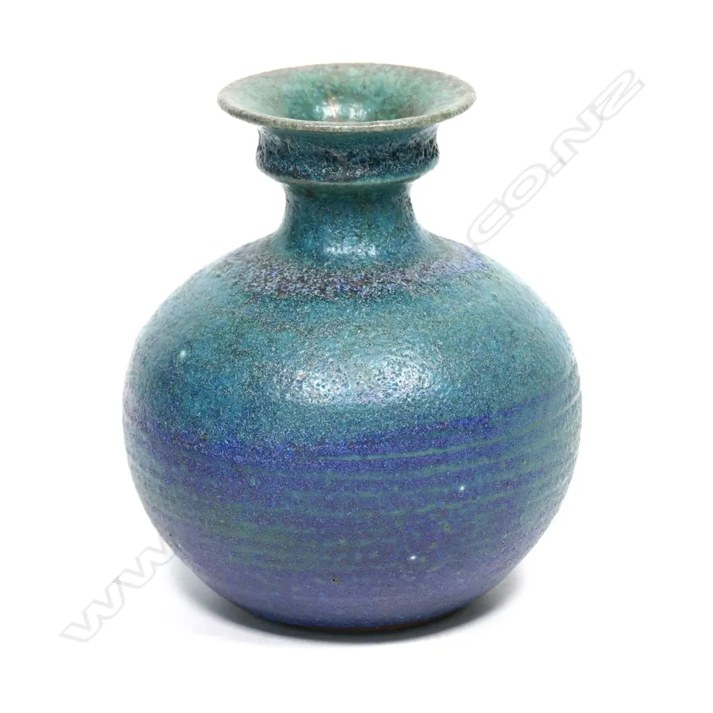 Graeme Storm stoneware spherical vase Image 1++
