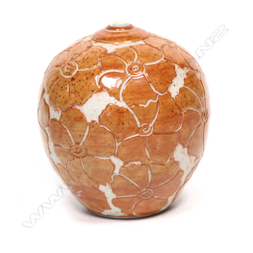 Graeme Storm stoneware spherical specimen vase Image 1++