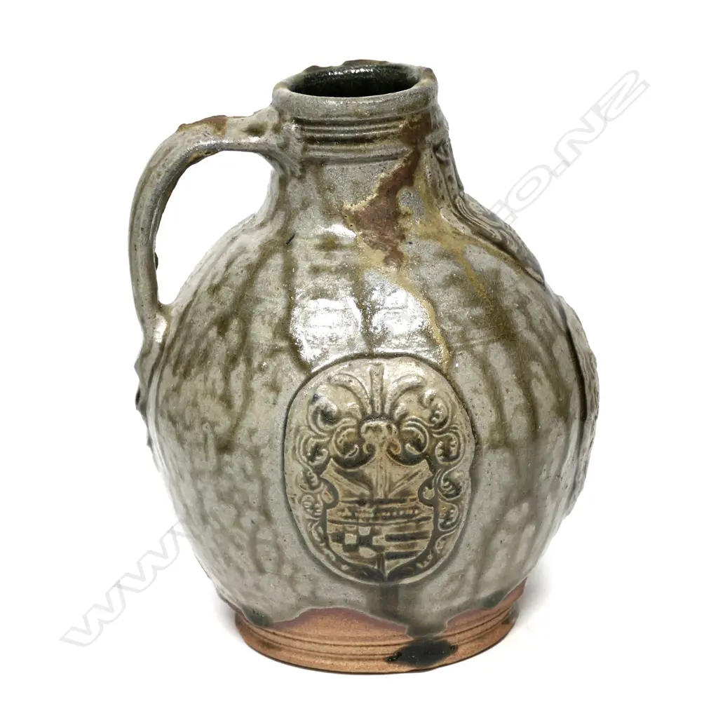 Graeme Storm stoneware bellarmine Image 1++