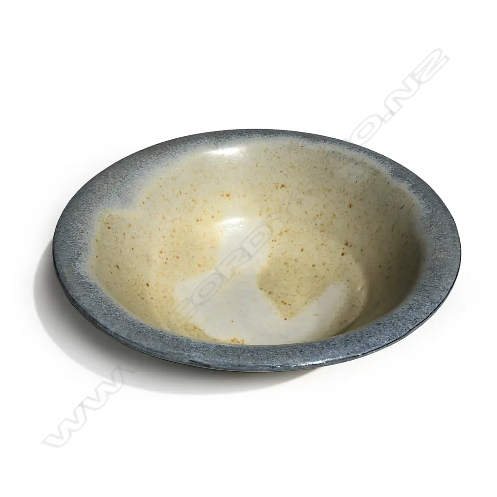 Graeme Storm porcelain bowl Image 1++