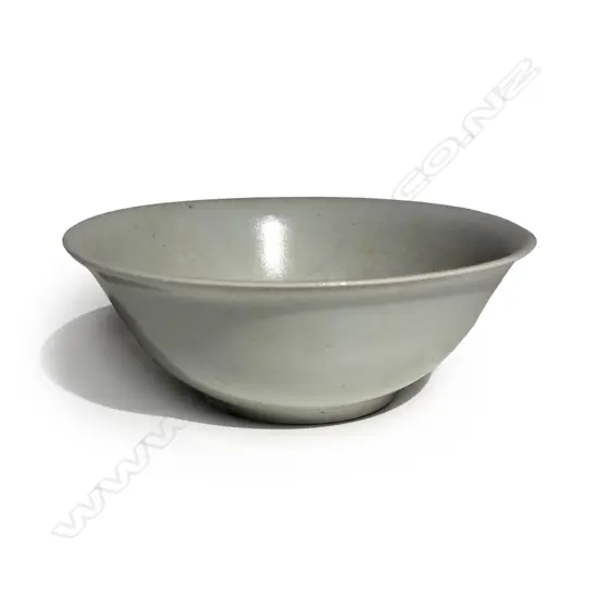 Graeme Storm porcelain bowl