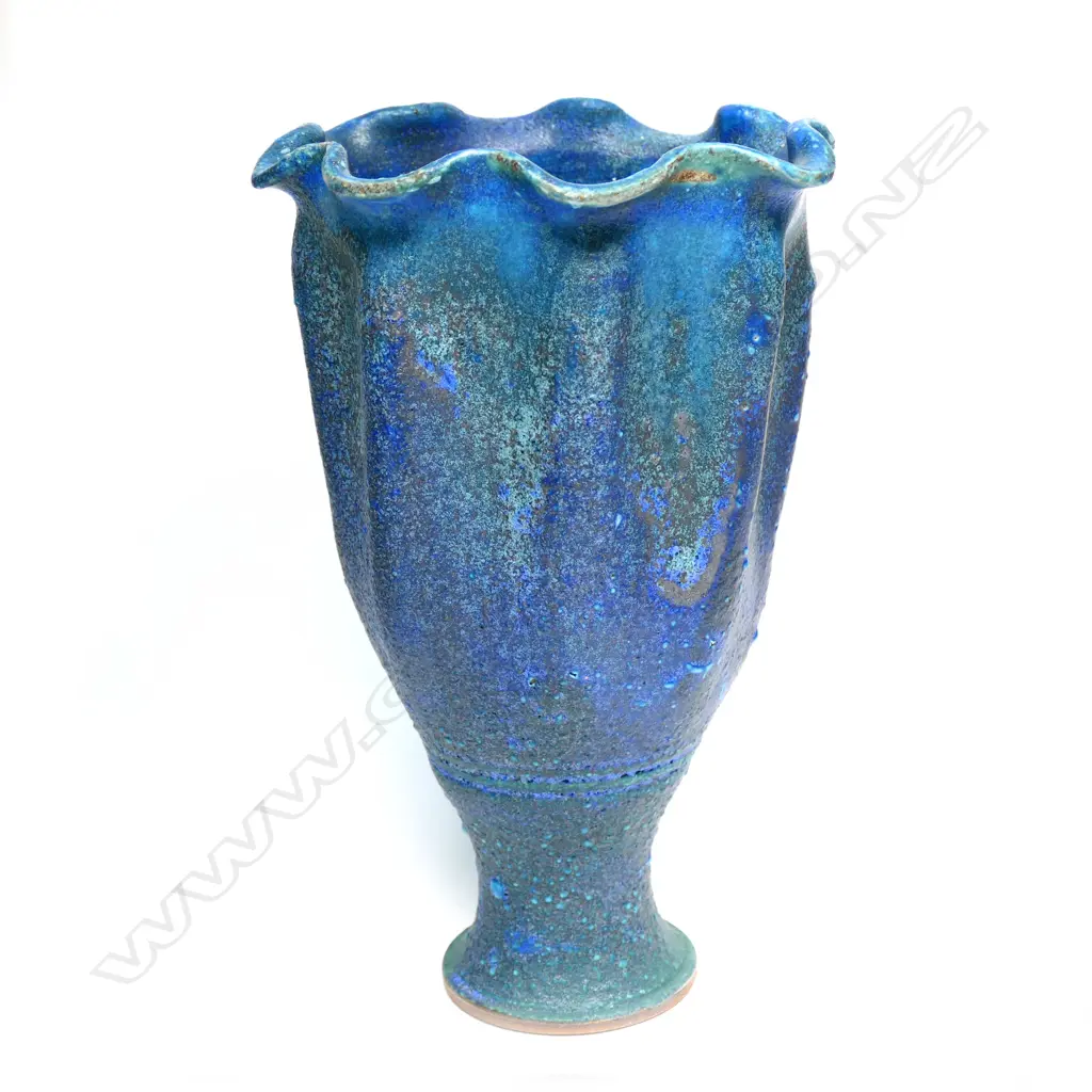Graeme Storm stoneware fluted vase Image 1++