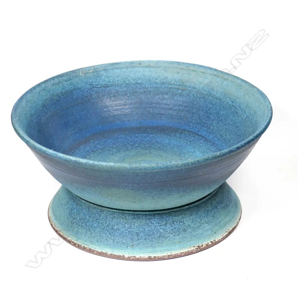Graeme Storm stoneware wide footed bowl Image 1++