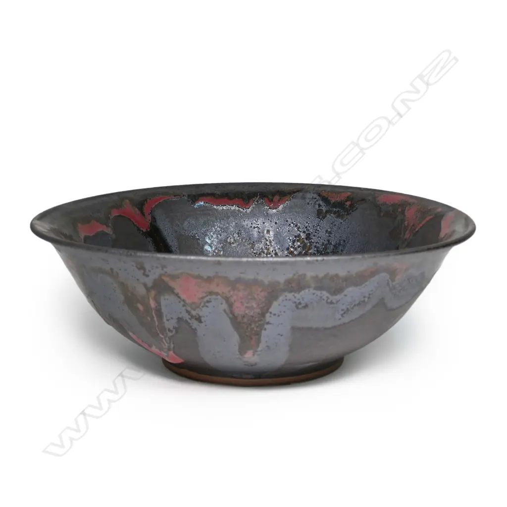 Graeme Storm stoneware large bowl Image 1++