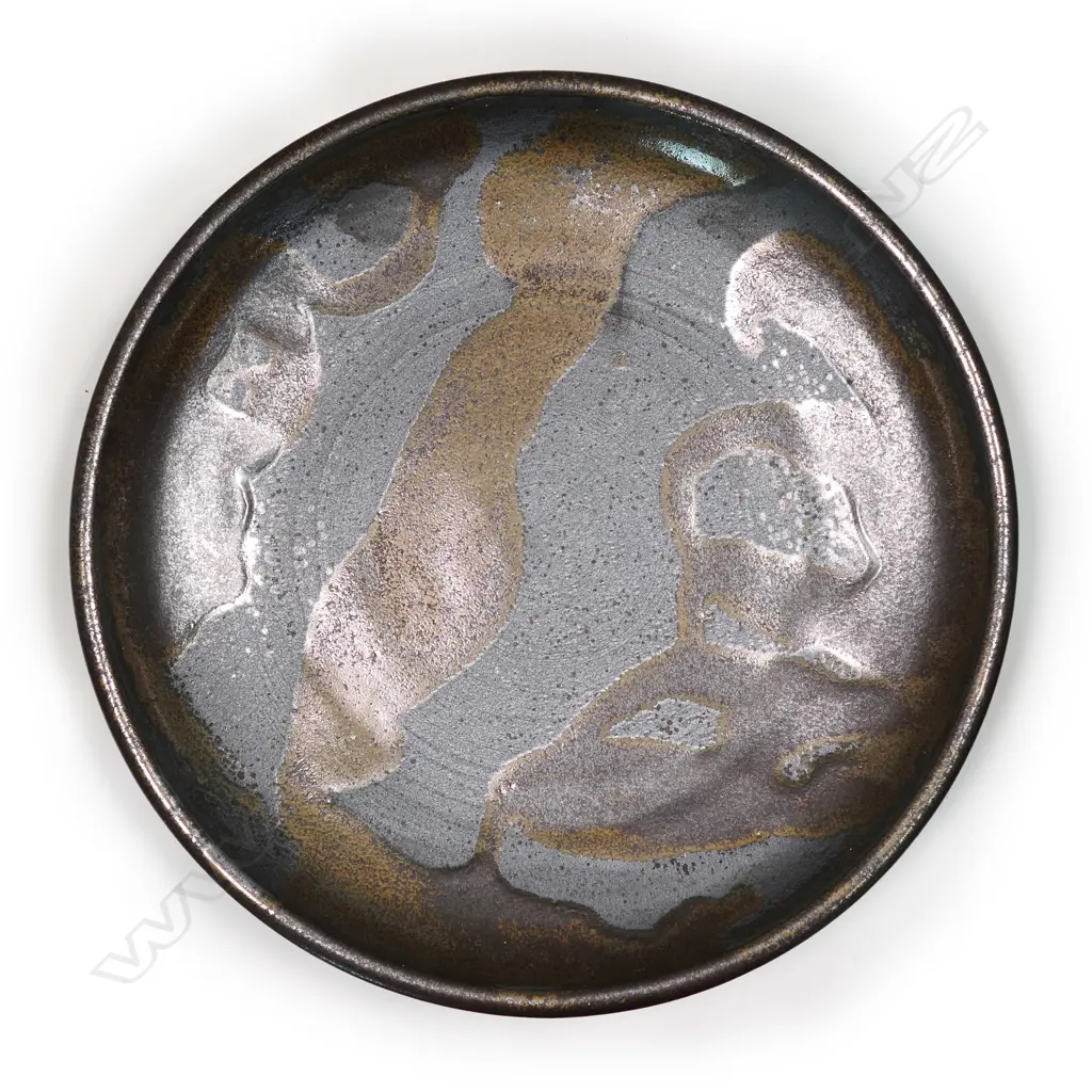 Graeme Storm stoneware large shallow bowl Image 1++