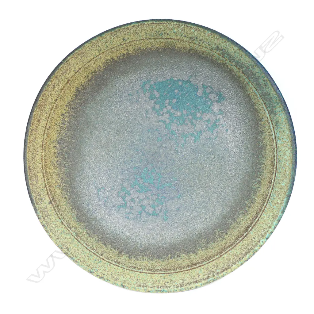 Graeme Storm stoneware shallow bowl Image 1++