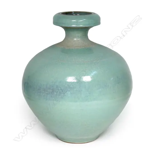 Graeme Storm large stoneware vase