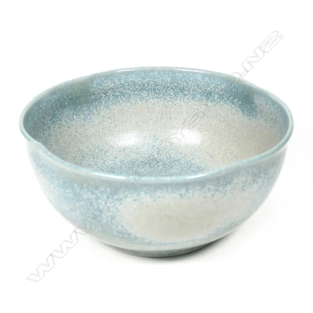 Graeme Storm porcelain bowl Image 1++