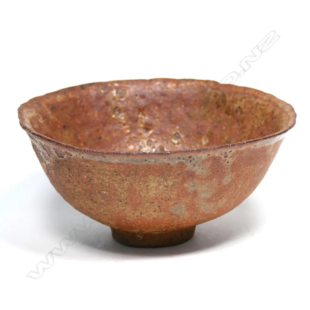 Graeme Storm stoneware pinch pot Image 1++