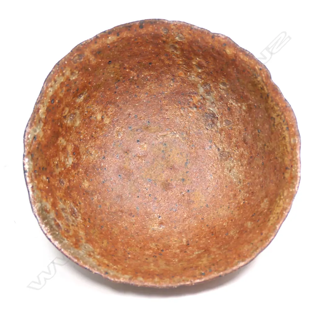 Graeme Storm stoneware pinch pot Image 1++