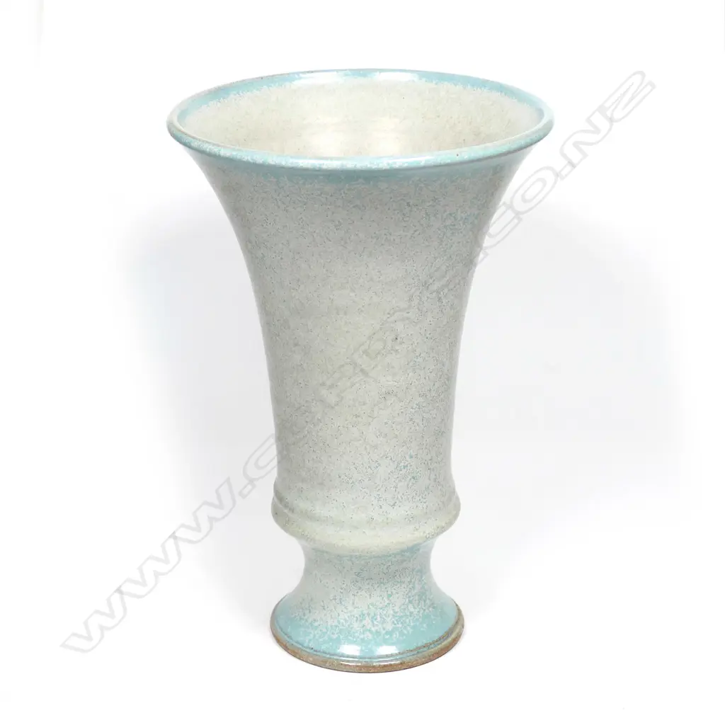 Graeme Storm stoneware trumpet vase Image 1++