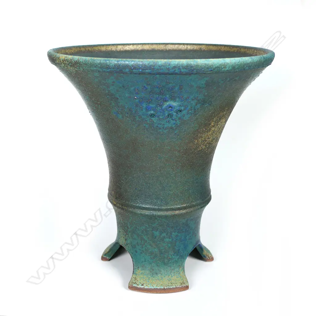 Graeme Storm stoneware trumpet vase Image 1++