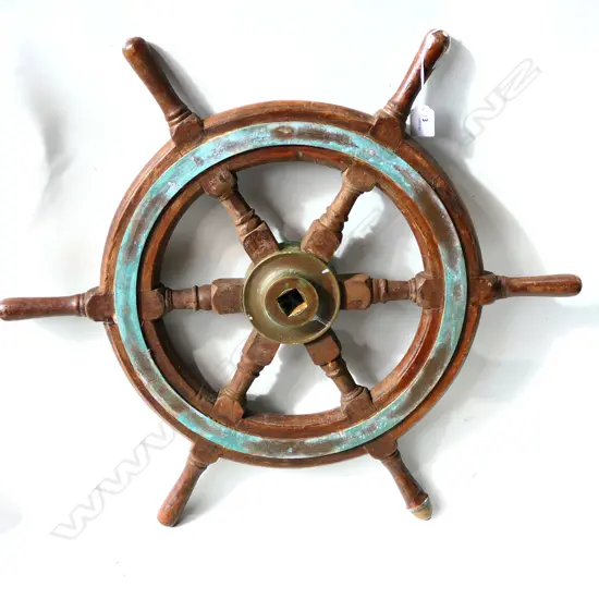 (M60) 20thC TEAK BOAT'S HELM (STEERING WHEEL)...