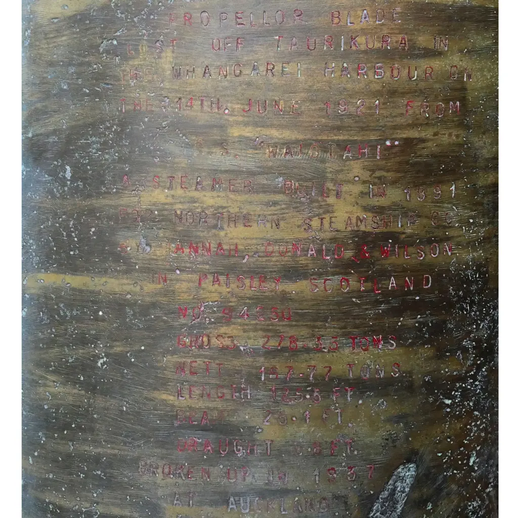 (M38) PORTION OF BRASS PROPELLOR BLADE, FROM THE S.S WAIOTAHI... Image 1++
