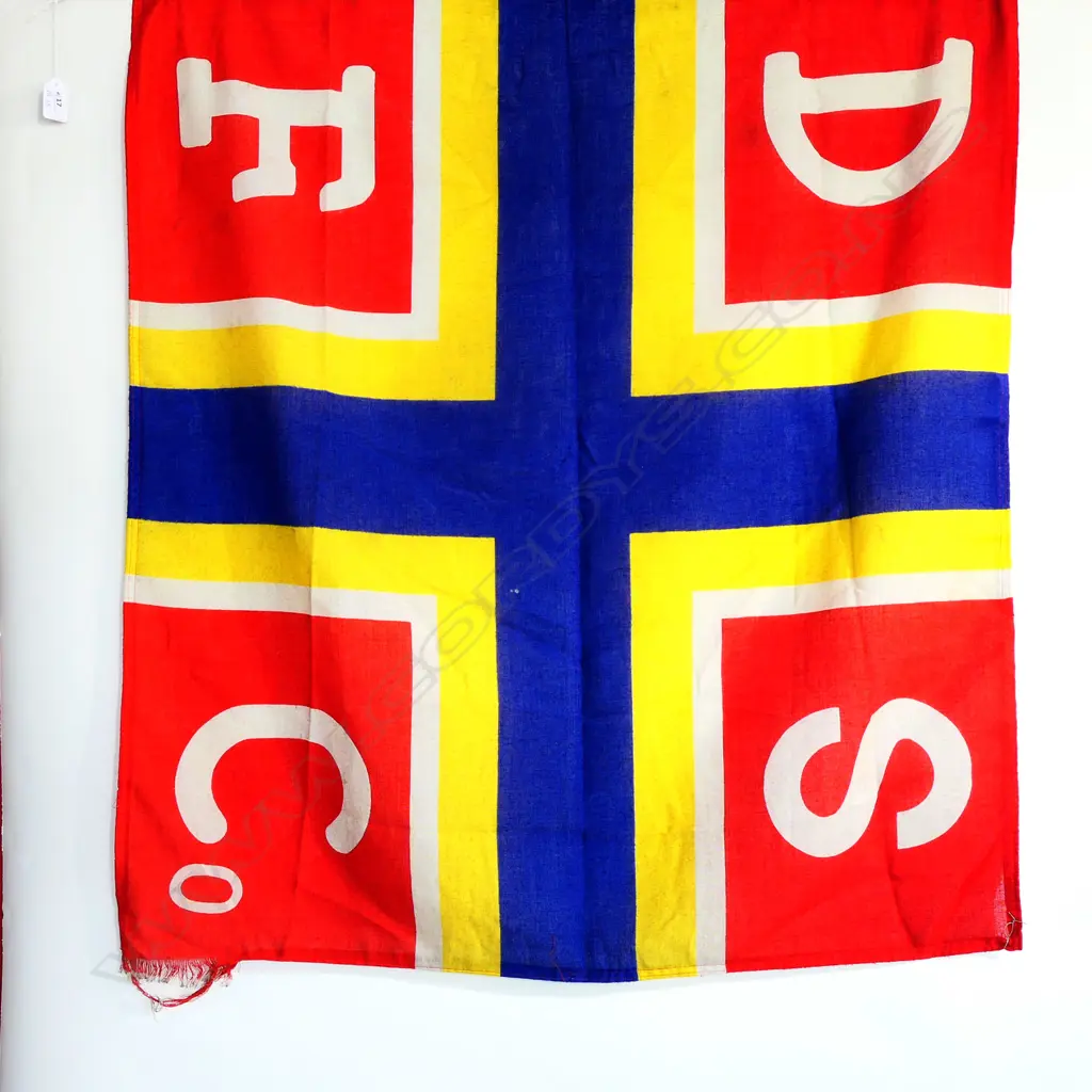 (M15)  SHIP'S FLAG 'DEVONPORT STEAM FERRY Co'  900 x 1000mm APPROX. Image 1++