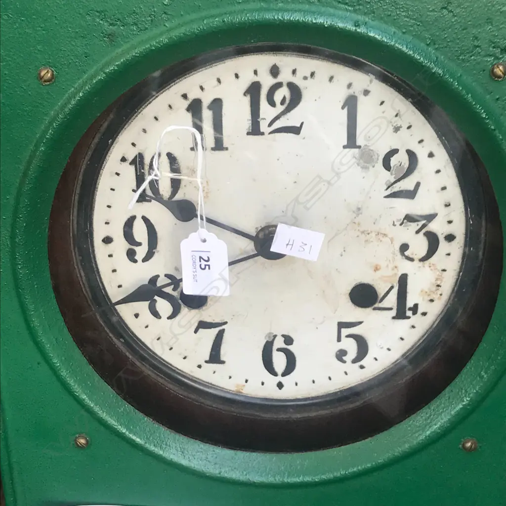 CLOCK TRAM TIMER/RECORDER. AUCKLAND TRAMWAYS. IN CAST IRON CASE. CINCINNATI TIME RECORDING Co. Image 1++