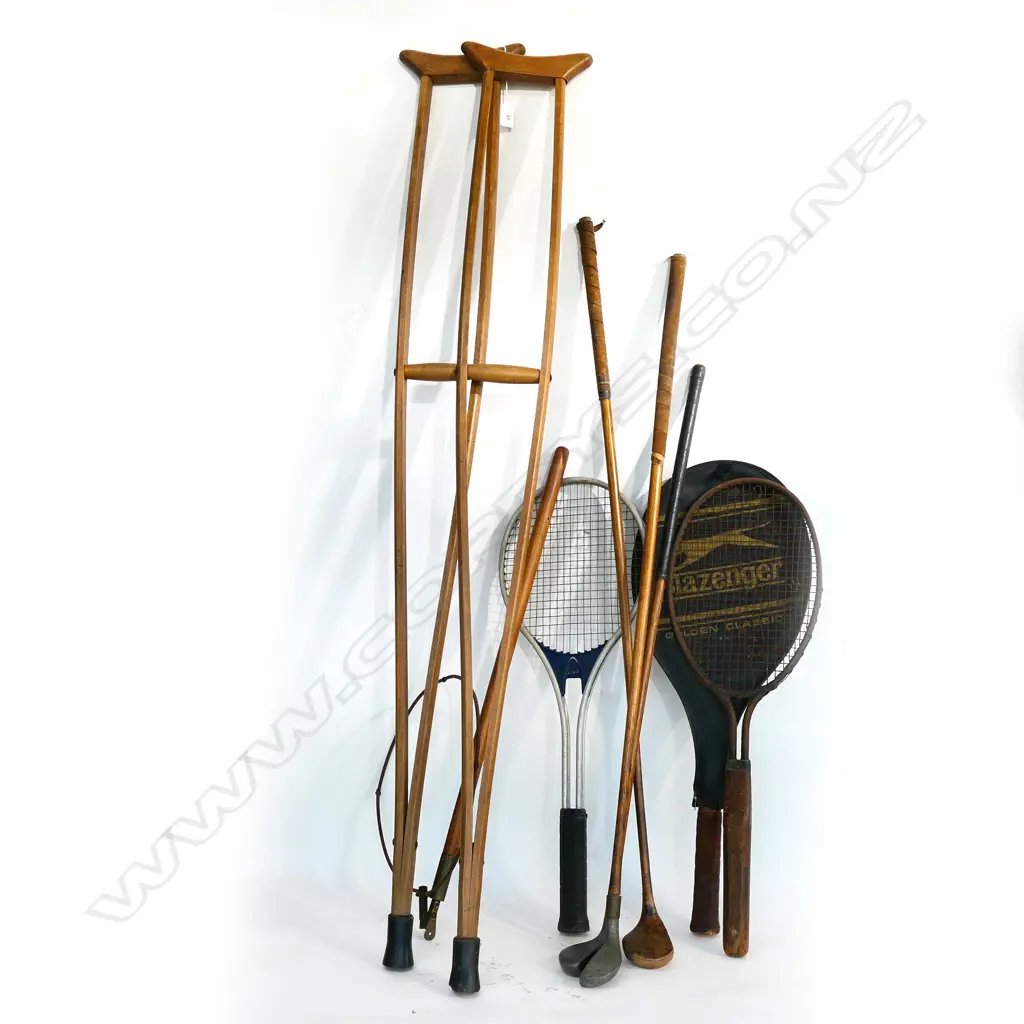PR OLD WOODEN CRUTCHES Image 1++