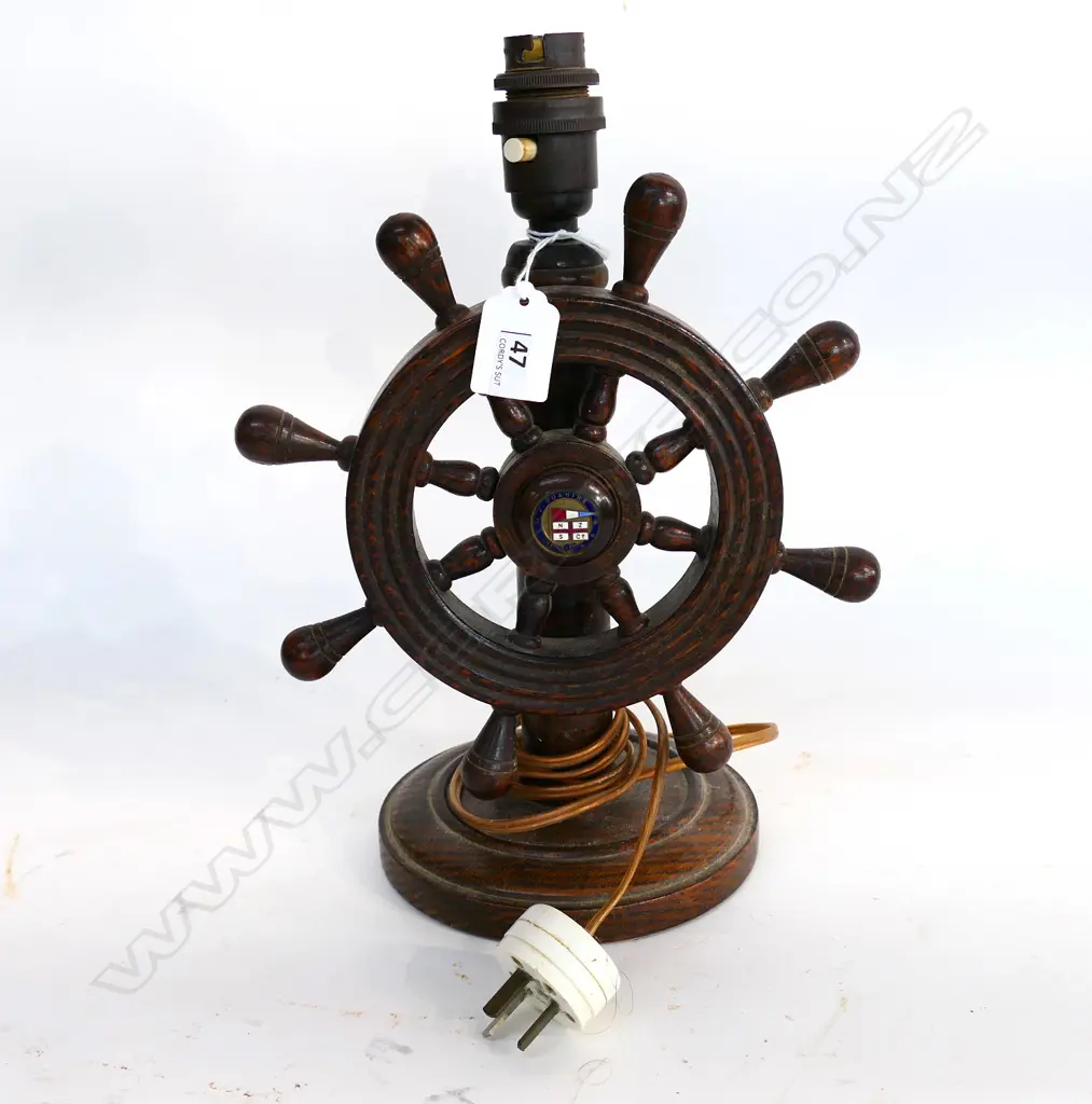DECORATIVE OAK SHIPS' WHEEL TABLE LAMP w NZSCo M.V. RUAHINE ENAMEL BADGE. H.280mm Image 1++
